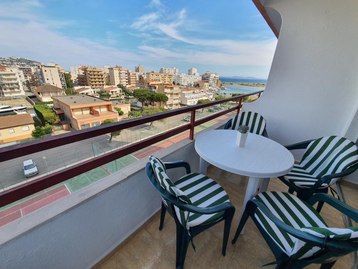 Estudio Rose'n Pool Appartement *